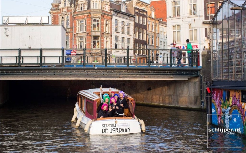 Bachelorette vrijgezellen Amsterdam salonboot WELMOED