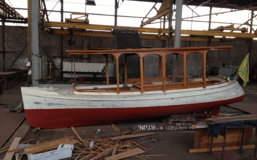 restauratie salonboot FARAHILDE uit 1908 begin 21e eeuw Zaandam