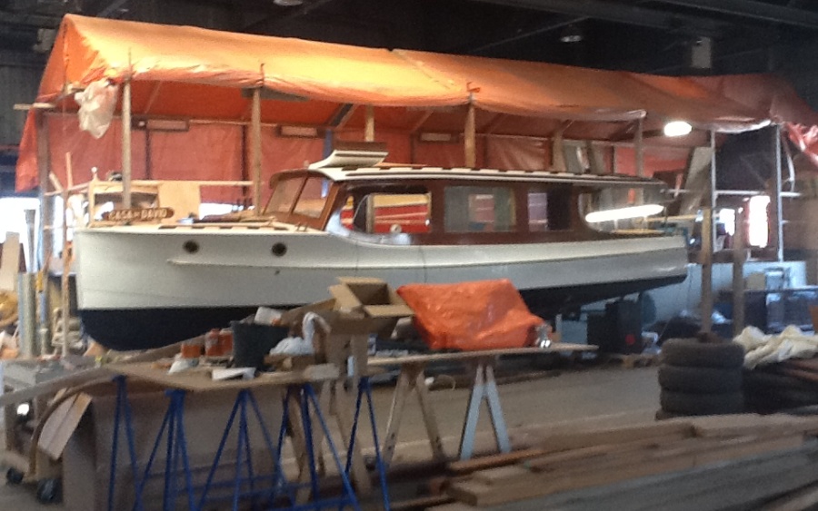 restauratie salonboot Welmoed uit 1932 in 2014