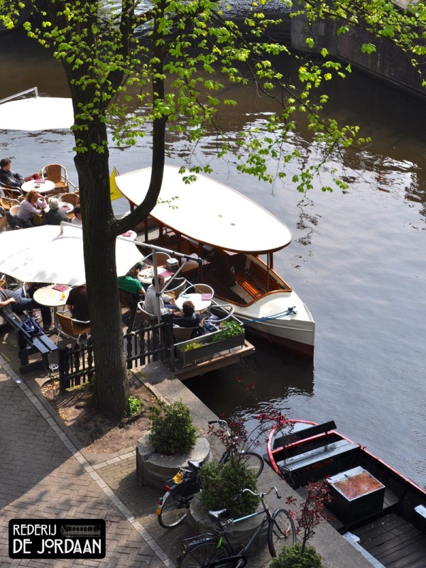 salonboot varen amsterdamse gracht stijger